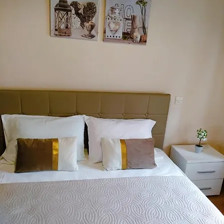 Apartament Eveline House