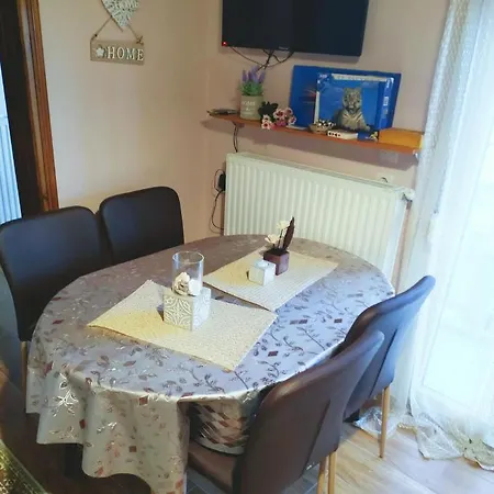 Eveline House